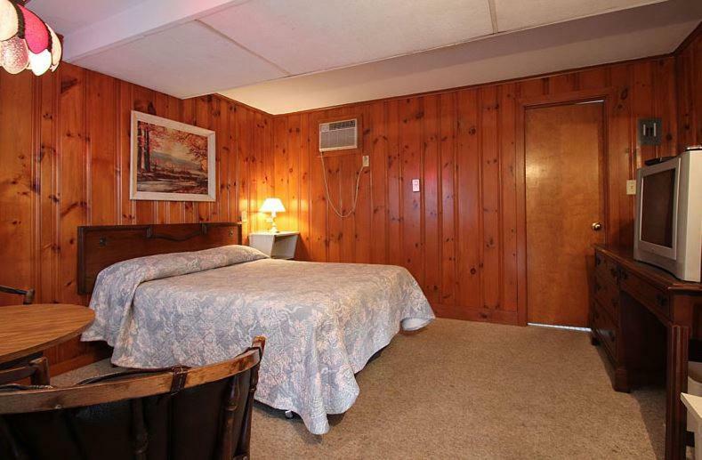Dolphyn Motel Hampton Eksteriør billede