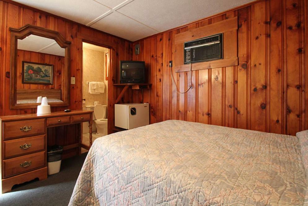 Dolphyn Motel Hampton Eksteriør billede